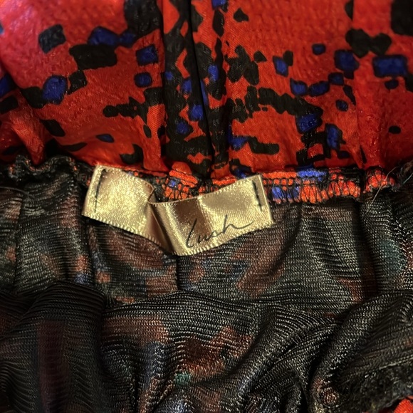 Lush Skirt - Picture 4 of 7